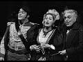 luciano pavarotti (1935-2007) born and died in modena, italy, pavarotti was an italian tenor who was known for his seemingly effortless high cs during the early stage of his career.

here, in a live met performance in the1972/73 season of la fille du regiment, pavarotti shows us exactly how brilliant his high cs were.

effortless singing...sometimes one gets the impression that he could hold the cs forever (one live recording i have of him shows him holding the final note for 9 seconds before the orchestra made him move on!). well, if you've got it, flaunt it.

enjoy young pavarotti in all his brilliance.