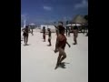 un Choto en isla mujeres bailando en tanga un Choto en isla mujeres bailando en tanga
