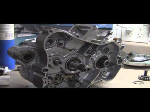 how to rebuild yz 125 bottom end