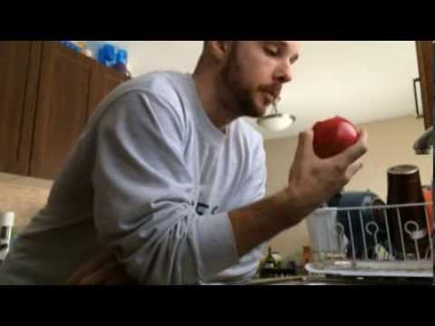how to properly eat an apple