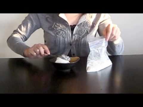 Gelado feito em casa num saco de plástico