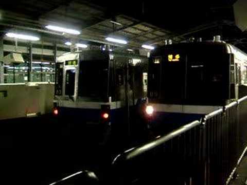 １０００系 （６両）（0000C）（０３）・１０００系 （６両）（0000C）（０９） 【姪浜駅】