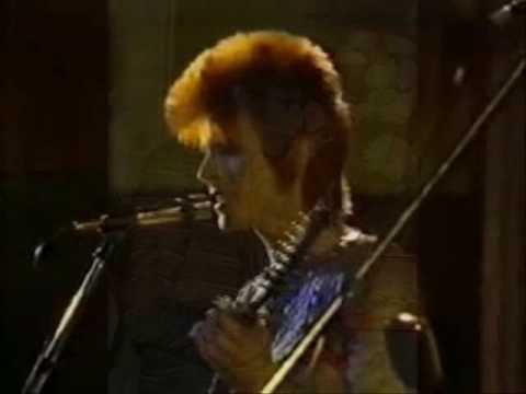 Video de The Supermen de David Bowie