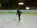 Min pojkv�n och jag �ker skridskor.