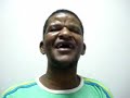 Inedito Ponoia canta o Hino do Vasco