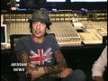 TOMMY LEE IS STAYING OUT OF MOTLEY CRUE-GODSMACK BEEF