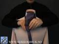 Tie the 'Half Windsor' knot