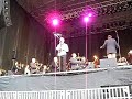 peter johansson sjunger guldet blev till sand ur kristina fr�n duvem�la tillsammans med symfoniorkestern i vasaparken, norrk�ping 080821. d�lig bild men njut av s�ngen och musiken.
