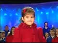 Cute 4 year old girl sings for the president