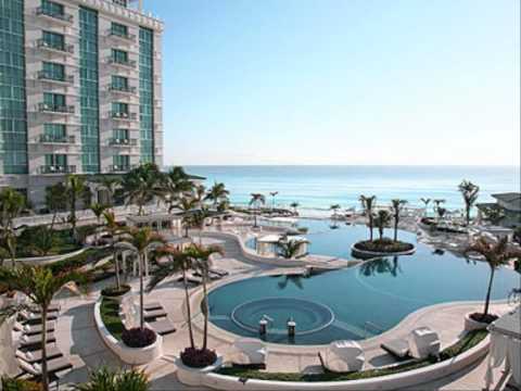 Cancun Historical Past In The Middle Of The Hotel Zone item-thumbnail