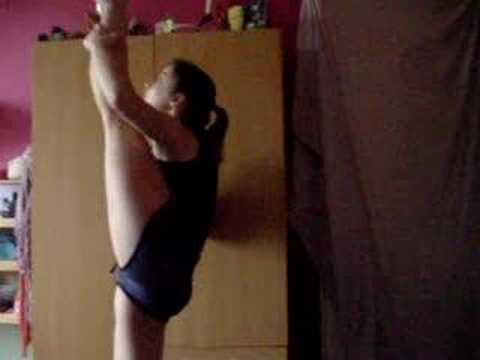 how to practice splits