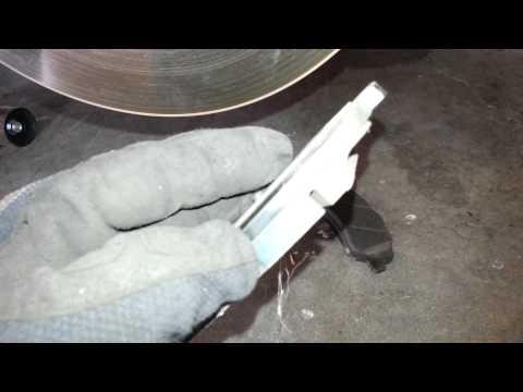 2013 Hyundai Accent Sedan – Checking & Replacing Front Disc Brake Pads