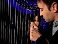 performance con i blue silk  pittura che genera musica