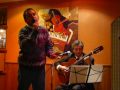 Zarco Gómez nos invita a una Noche de ronda con la guitarra de Saul Flores
