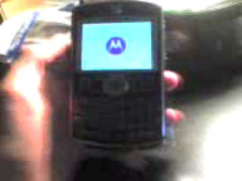 how to turn on moto q