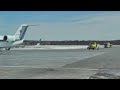 atterrissage d'urgence � l'a�roport r�gional de rouyn-noranda dimanche le 27 mars 2011. un challenger cl-600 (qu�bec 11 medevac) c-gcfg en provenance de kuuj...