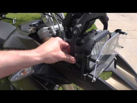 How to Install Givi 333DT Windscreen on a 2013 BMW F800GS