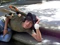 PSS AKI UN PROMITOO DEL TEAM JUAREZ LOVE, SKATE XALAPEÑO AHII CHEKENLOO ESA BANDEROLAA AVER KE PEPE I PROXIMAMENTEE EL KOMPLETO VAVA SALUDOS SKATE OR DIE...