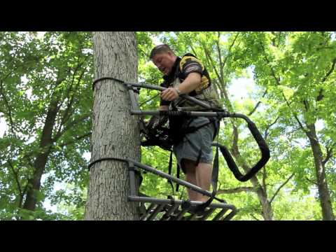 how to use a climbing tree stand