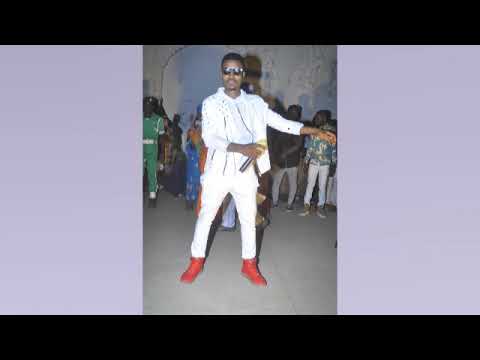 Umar M Shareef Zo Mu Zauna (official audio)(2)
