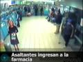 Policías detienen in fraganti a asaltante Policías detienen in fraganti a asaltante