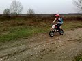 caduta in pit bike