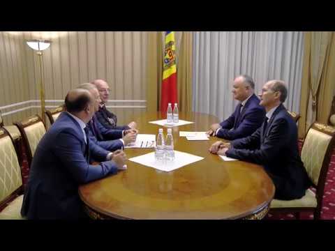 Игорь Додон провел встречу с делегацией из России во главе с Андреем Назаровым 