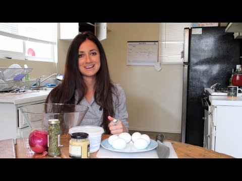 how to make egg salad