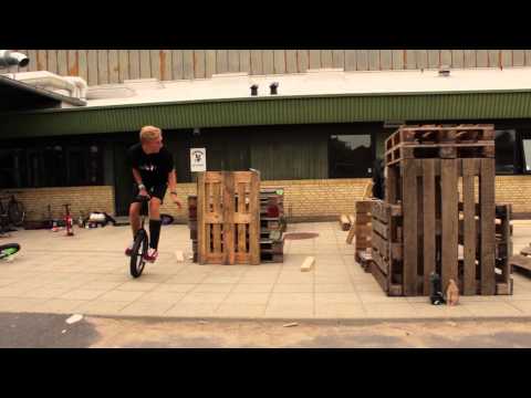 Fun-weekend 2013 - Unicycle video
