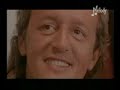 didier : il pleut dans le ciel d'italie des amours de m�lancolie, dans les jardins de l'op�ra elle est partie, elle reviendra. felix: en souvenir d'un baiser...