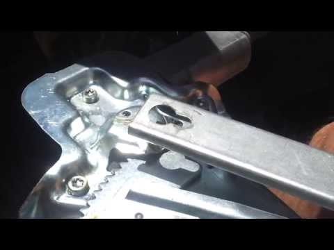 Land Rover Discovery 2 2002 – Window Regulator Failure