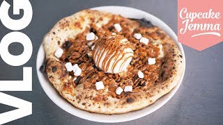 WHEN PIZZA & DESSERTS COLLIDE! Why we made a Biscoff S'mores Brownie Ice Cream Pizza | Cupcake Jemma by Cupcake Jemma