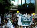 videos de FUNCIONARIOS PUBLICOS PROTESTAN EN TEMUCO POR UN 14,5% Part. 2