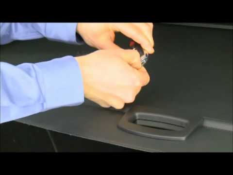Mercedes-Benz Instructional Video: How to Replace the Smart Key Battery