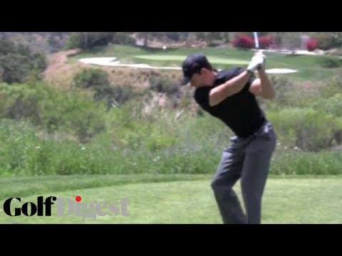 2010: Mark Wahlberg preps for Golf Digest US Open Challenge