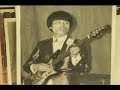 吳盛智從多年西洋歌曲的翻唱中，「發覺了自己的母語感情」，而自然地唱出「無緣」。同樣的，這也不是自然而然的、自動的。他的客家歌曲，以及《無緣》專輯，在民歌運動—金曲獎—新興唱片工業的主軸下，必須藉由「知名歌星」發聲。而他意圖在主流唱片工業內發展，必須捨棄客家身份（《愛的矛盾/不想抽的香菸》國語唱片由翁孝良與第一唱片公司主導）。 兩造之間，他的客家主體是在斷裂中發生/聲的。楊國鑫認為吳盛智的貢獻（尤其是《無緣》）在於以下幾點：「開風氣之先」、「演唱技巧熟練」、「傳統與現代的融合」、「有一顆客家的心」、「引導文化的創新」（楊國鑫，1997/12/24，台灣日報）。他的論述觀點，本文不甚贊同，尤其是「有一顆客家的心」這一點。他說：「吳盛智能在電視上唱客家歌、能出客家唱片、除了本來在歌壇界就小有名氣的原因之外，其具有能力並有心作客家歌唱客家歌是更重要的因素，明白的說，有沒有客家心很重要」（同上）。若「心」在這裡是指意識的話，那麼意識與主體行動的距離是不能視為「心」與「喉嚨」的距離的。兩者之間，存在著主體的召喚過程中的現實爭執。摘茶愛摘兩三皮，三日（囉，三日）無摘（就）老了哩。三日無見妹喲渠，一身（喏，一身）骨節（就）痛了哩。戀妹愛戀隔壁娘，柵門（哎，柵門）一出（就）好商量。伸手摸妹嘴唇邊，老妹（呀，老妹）對吾（就）笑洋洋。新打茶壺錫栳鉛，吾係（喲，吾係）錫來（就）妹係鉛。吾係鉛來就妹係錫，倆人（喲，倆人）有惜（就）正有緣。【重覆末句】倆人有惜就正有緣。倆人有惜就正有緣。