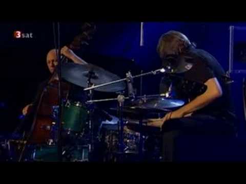 spunky - Esbjörn Svensson Trio - Spunky Sprawl - Live Leverkuzener Jazzstage 2005.