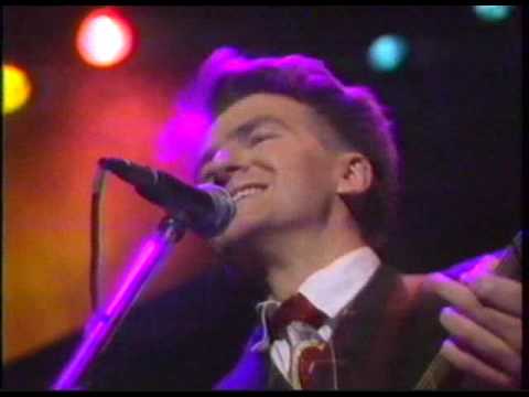 Video Crowded House--Better Be Home Soon/I Feel Possessed live '89