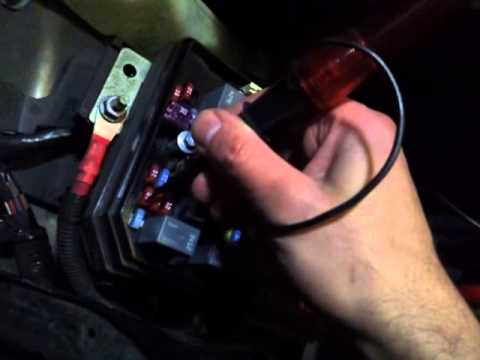 how to tell if a fuse is blown in a car