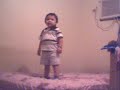 es un enano, k le dura la bateria como a ninguno, elaborado pa su mama,tia y aguelita.