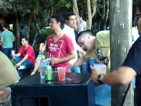 DJ Dudu no Warung