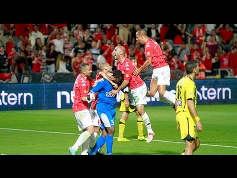 Apoula Edel marque sur penalty pour le Maccabi Tel Aviv !