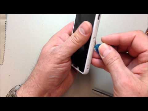 how to replace droid razr m battery
