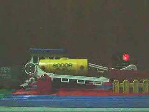TomTomica - tomy J-21 railcrossing with lights and sound.