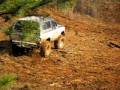 videos de Chevy blazer climbing pond dam mudding
