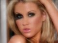 Vote For Leigh at MAXIMONLINE.COM