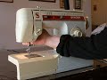 Inserting the bobbin on a Singer sewing machine Inserting the bobbin on a Singer sewing machine