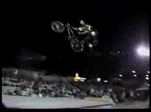 BMX VIDEOS, BIKES, TRICKS, STUNTS, CRASHES