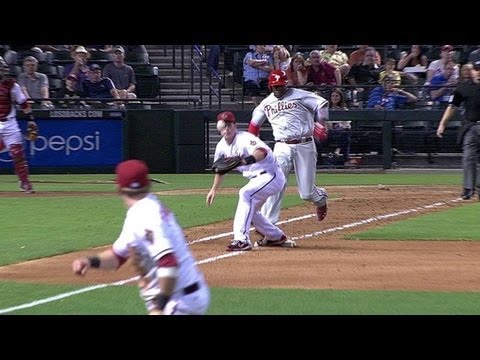 Video: PHI@ARI: Pennington ranges over, throws for the out