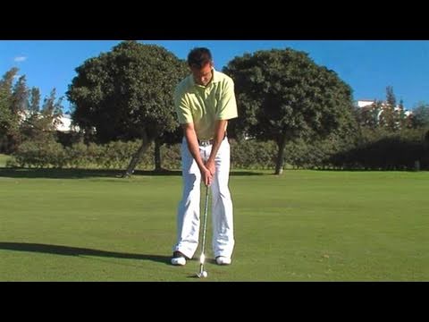 Videojug - Watch How To Position Your Shot For A 50 Yard Pitch from the pioneers of how to videos. This advice video will give you useful instructions to ensure you get...